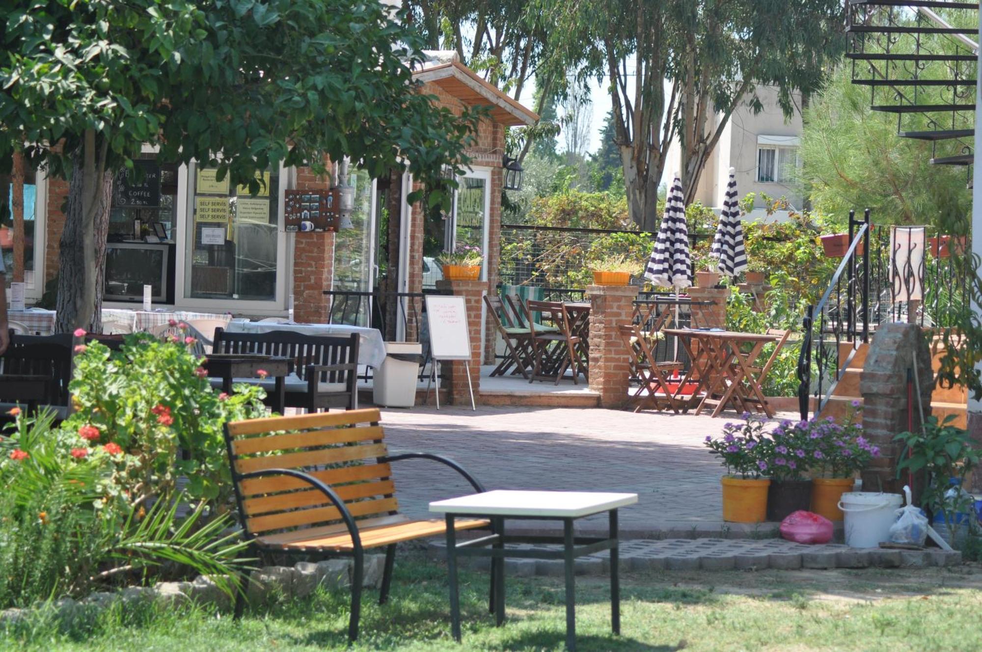 Mursel Garden Hotel Kusadasi Bagian luar foto