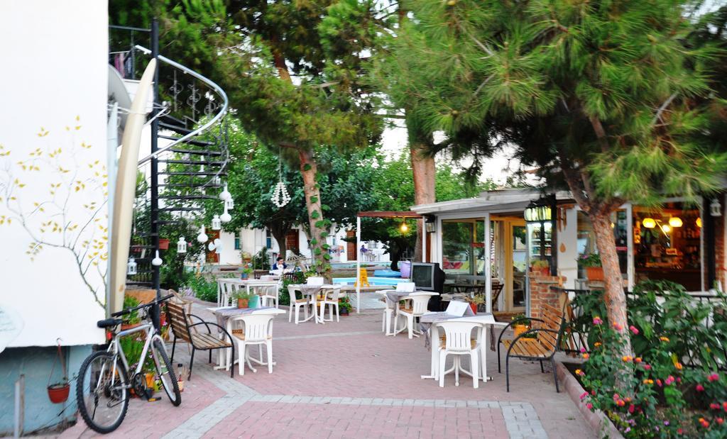 Mursel Garden Hotel Kusadasi Bagian luar foto