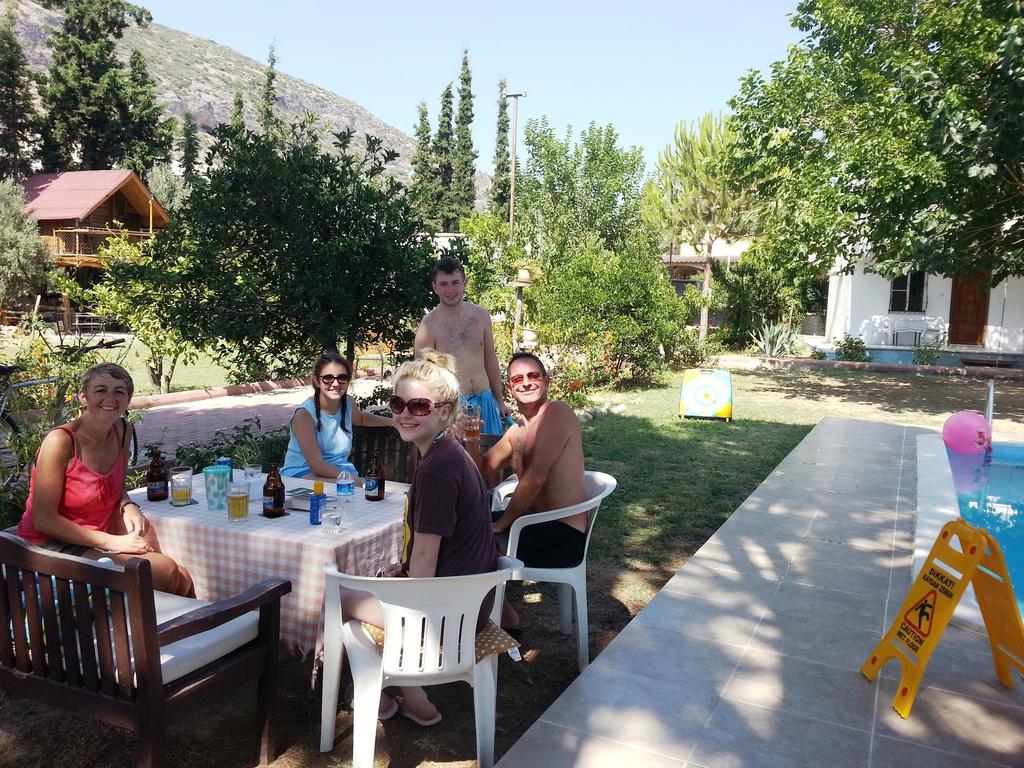 Mursel Garden Hotel Kusadasi Bagian luar foto