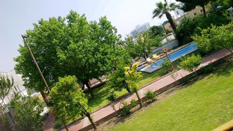 Mursel Garden Hotel Kusadasi Bagian luar foto