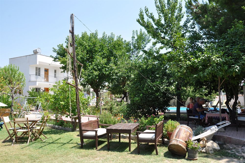 Mursel Garden Hotel Kusadasi Bagian luar foto