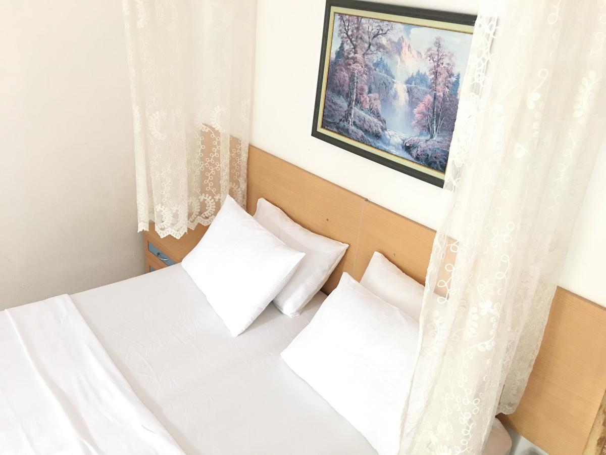 Mursel Garden Hotel Kusadasi Bagian luar foto