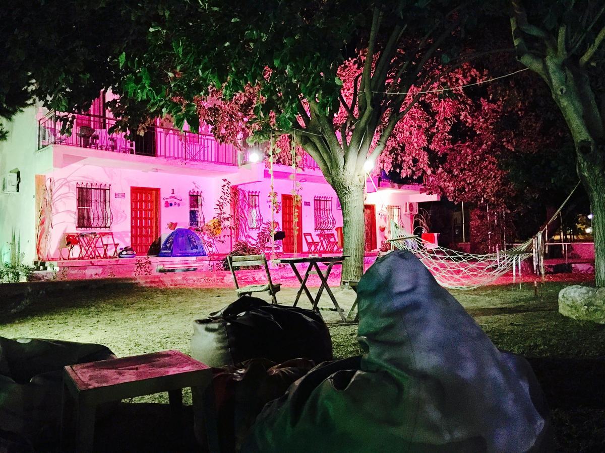Mursel Garden Hotel Kusadasi Bagian luar foto
