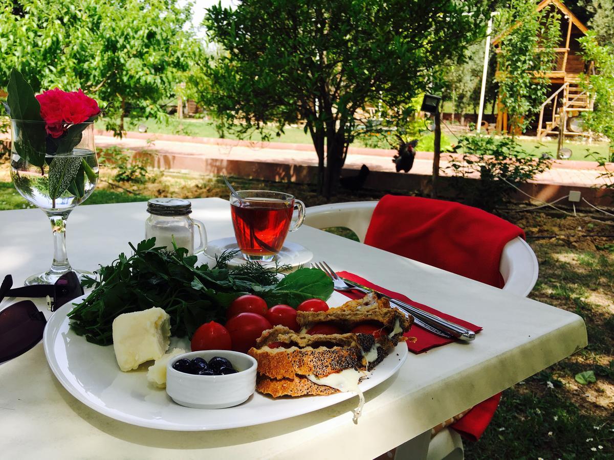 Mursel Garden Hotel Kusadasi Bagian luar foto